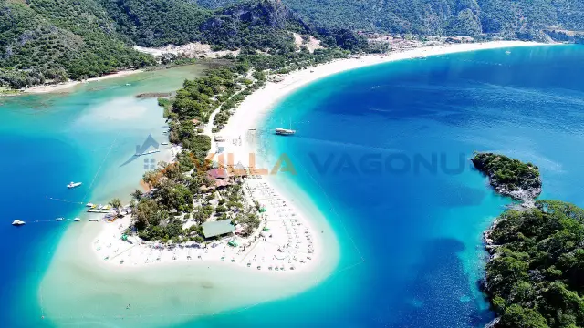Ölüdeniz Gezi Rehberi: Mavi ve Yeşilin Buluştuğu Cennet
